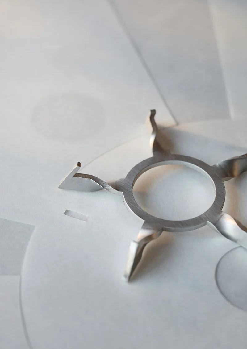 Sinuate Pendant