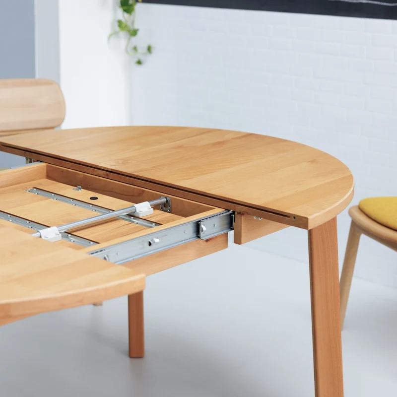 Runder Ausziehtisch Form F