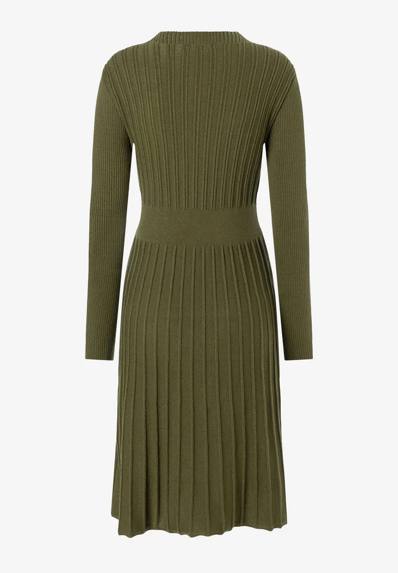 Strickkleid mit Rippenstruktur