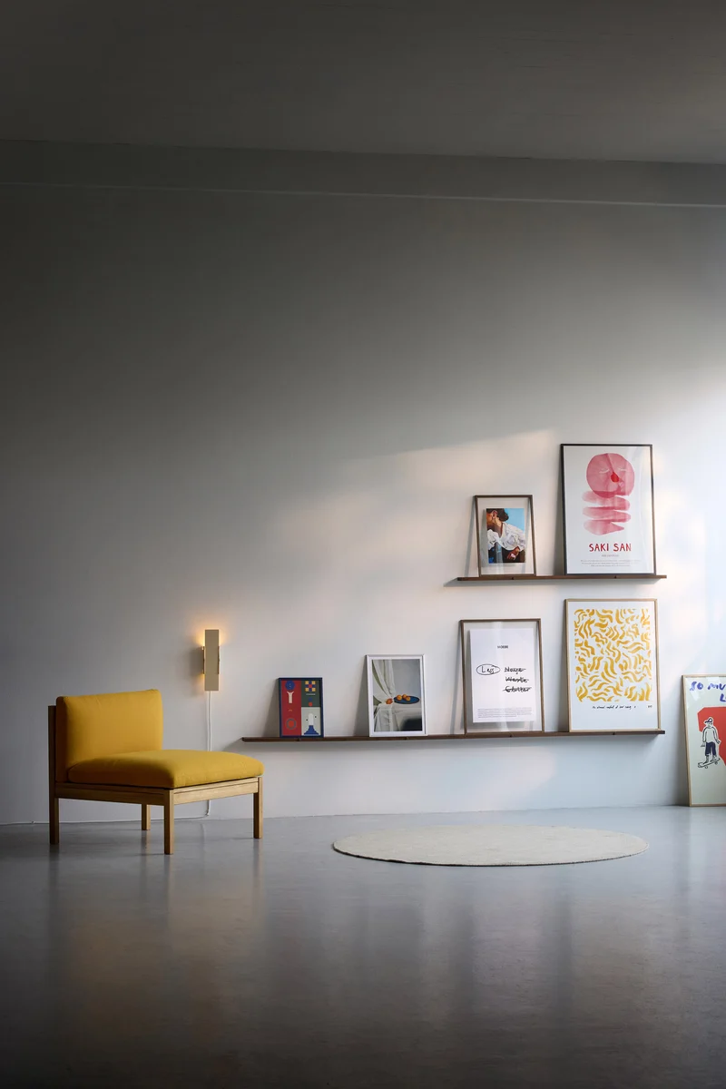 Gallery Shelf
