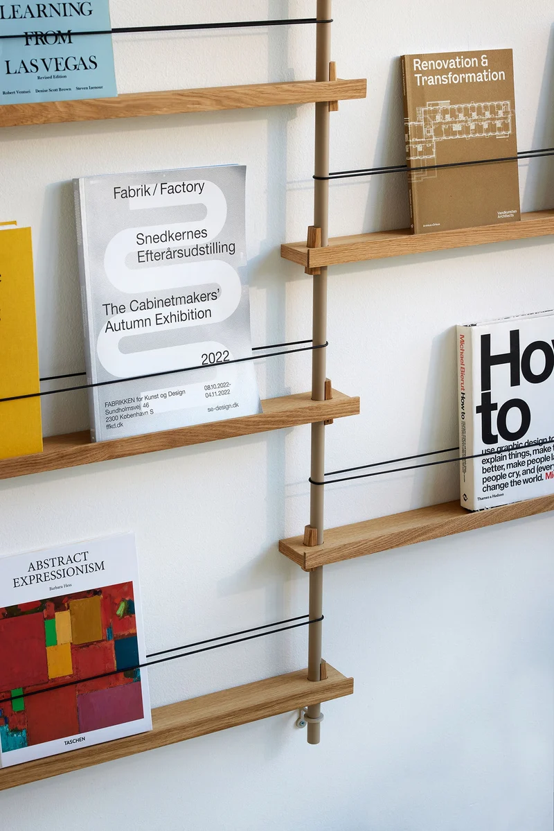 Magazine Shelving – Signifly