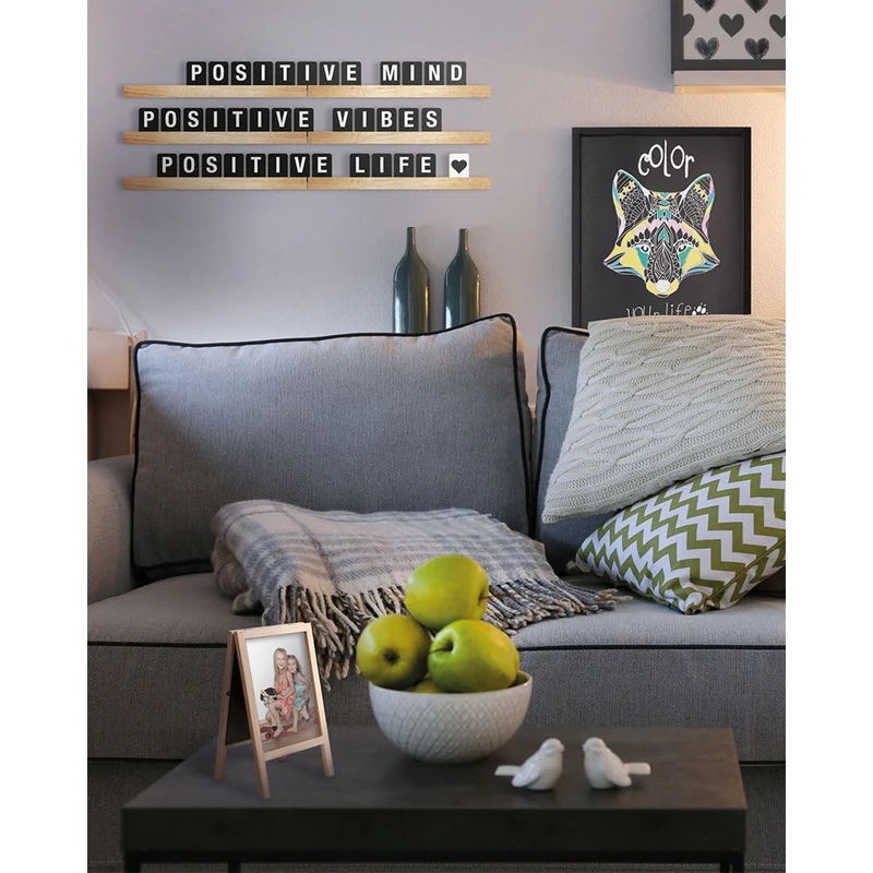 Securit® Buchstabenregal, Teak, 4 Leisten á 25 cm, inkl. Wandmontageset und 169 doppelseitigen Buchstaben-, Zahlen- und Symbolkarten