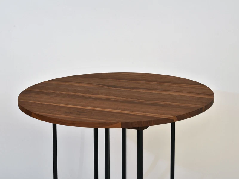 Tisch Orbis, Nussbaum, D 100 + 50 cm - Reduziertes Einzelstück