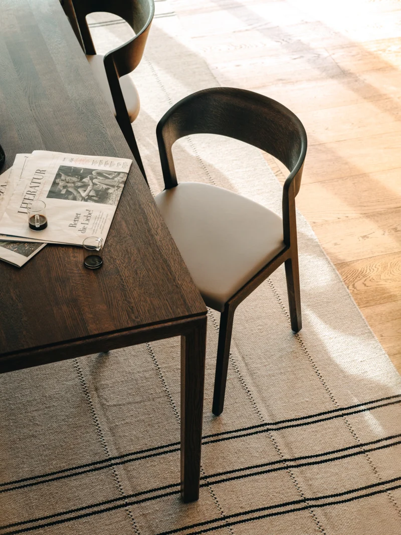 Esstisch Tak von Team7 - Echtes Holz mit feiner Note