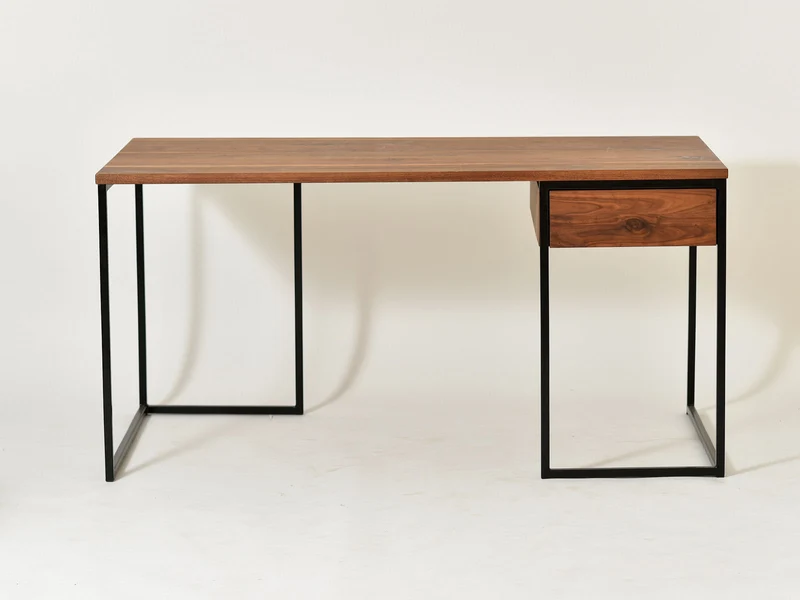 Schreibtisch Orbit mit Schublade, Nussbaum, 150/75 cm