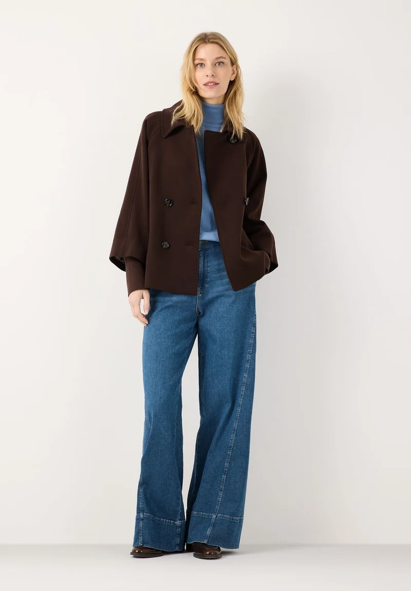 Zweireihige Wollflausch-Jacke