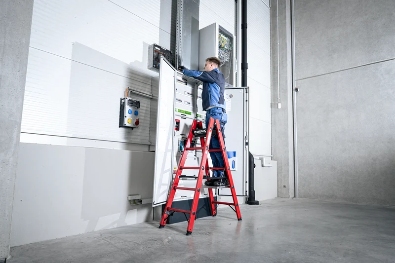 Stehleiter Sprossenleiter aus GFK – 2×4 bis 2×8 Sprossen
