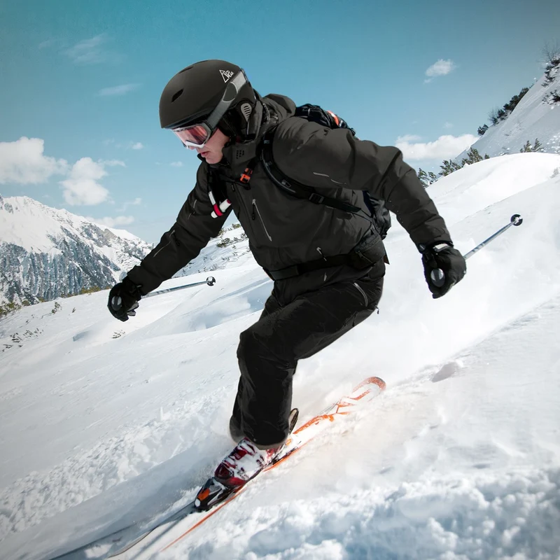 ECD Germany | Skihelm für Herren und Damen M (55-58 cm) Schwarz Snowboardhelm mit Belüftungssystem & Skibrillenhalter, optimaler Schutz & Tragekomfort