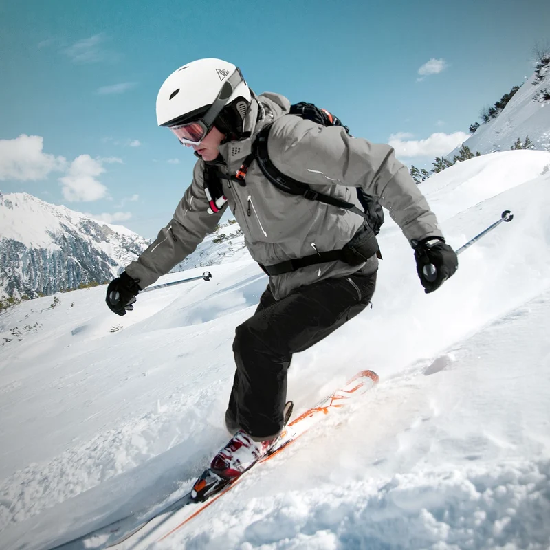ECD Germany | Skihelm für Herren und Damen L (58-61 cm) Weiß Snowboardhelm mit Belüftungssystem & Skibrillenhalter, optimaler Schutz & Tragekomfort