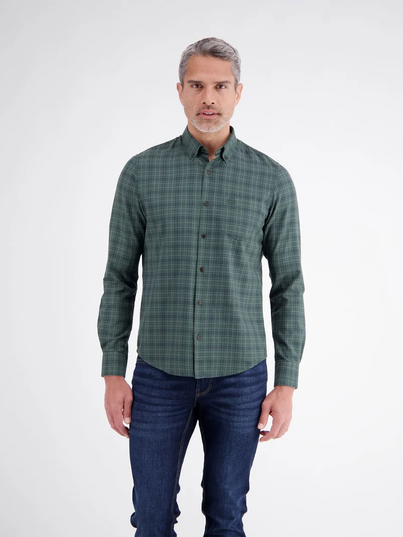 BUTTON DOWN