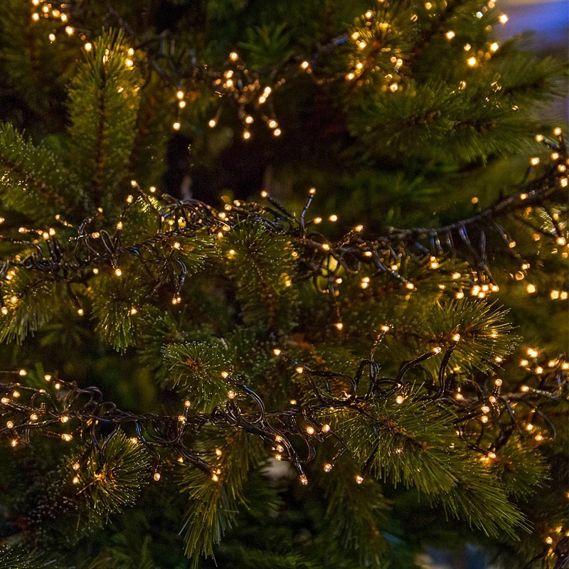 LED Büschel Lichterkette 4,2 m mit 576 LEDs Warmweiß IP44