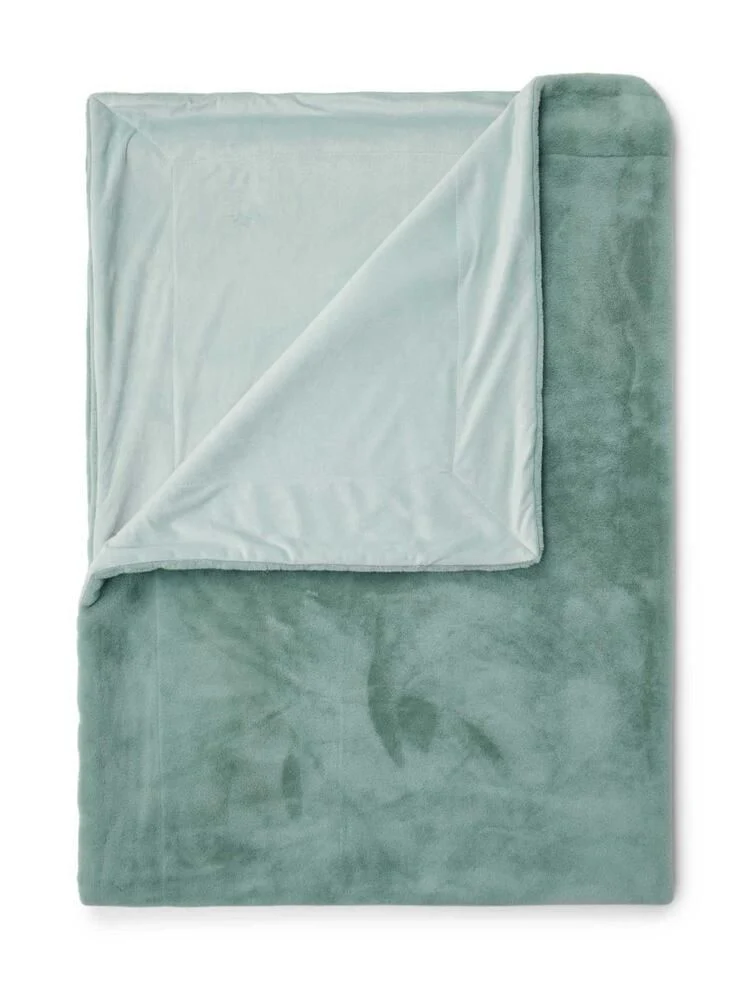 Essenza Furry Surf green Plaid 150 x 200 cm