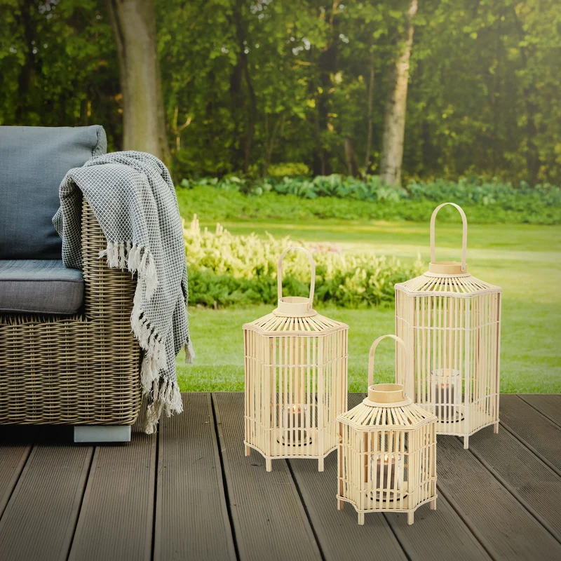 ECD Germany | Bambus Laterne sechseck Windlicht mit Henkel & Glaseinsatz, Natur/Grau, Boho Gartenlaterne, Flechtoptik Kerzenhalter