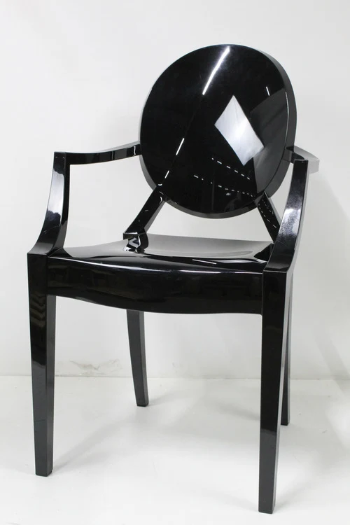B-Ware Kartell Louis Ghost Stuhl schwarz stapelbar für Innen- und Außenbereich