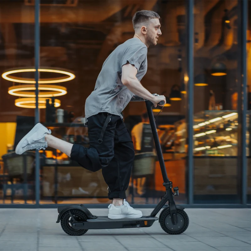 City Explorer Pro+ E-Scooter bis zu 40km Reichweite max 20km/h mit Straßenzulassung 350W 10 Ah
