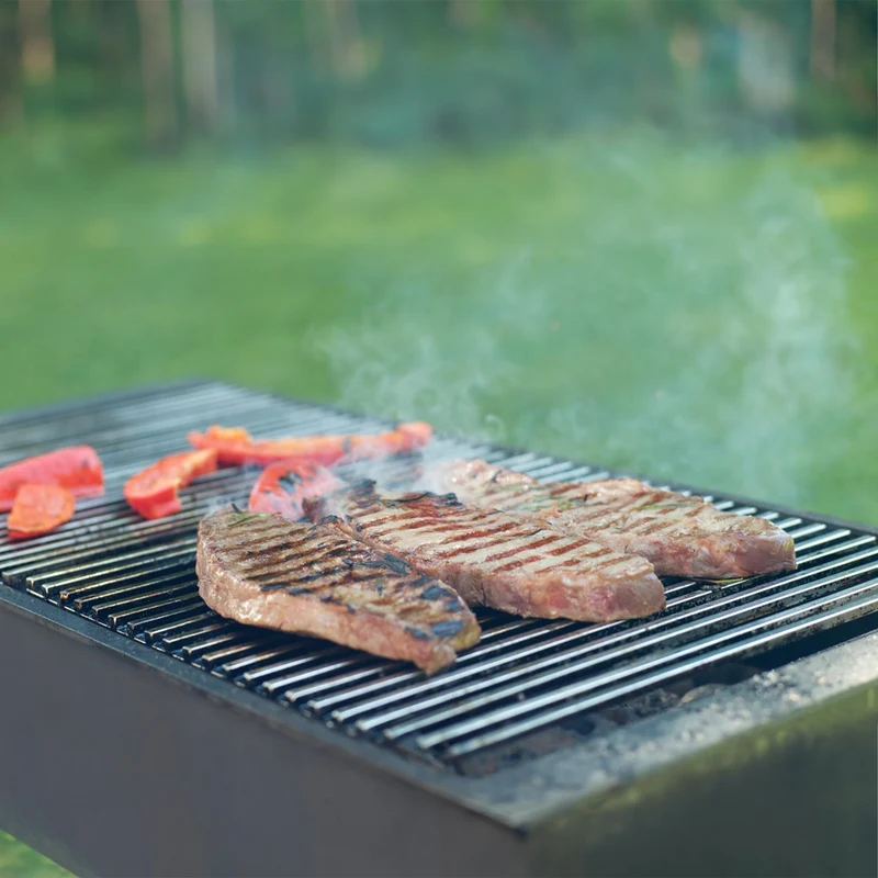 ECD Germany | Grillrost eckig mit abnehmbaren Griffen 67x40 cm Edelstahl, Outdoor Grillplatte robust für Gasgrill Holzkohlegrill BBQ Feuerstelle