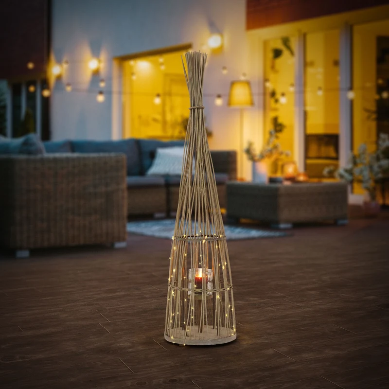 Bambus Laterne, Windlicht H: 132 cm Holzfarbe, Boho Gartenlaterne mit LED-Lichterkette & Glaseinsatz, Flechtoptik Kerzenhalter