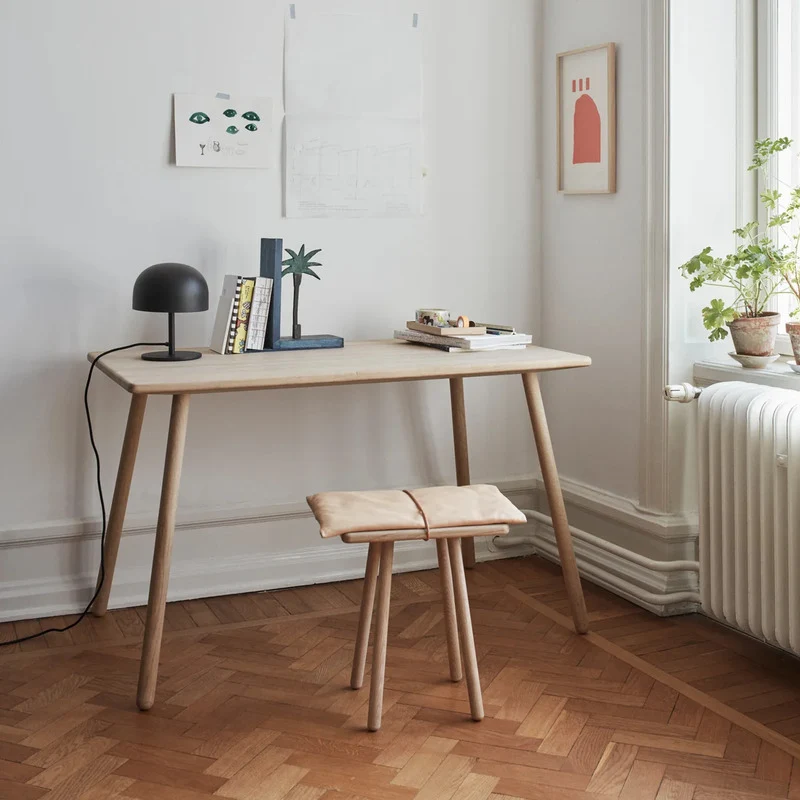 B-Ware Fritz Hansen Schreibtisch Tisch Georg Eiche Natur Holz Skagerak Arbeitsfläche
