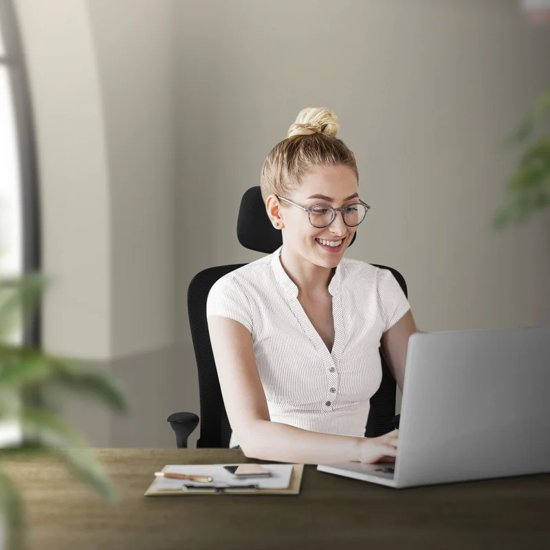 Ergonomischer Bürostuhl Schwarz Netzgewebe mit verstellbarer Kopfstütze und Rollen ML-Design