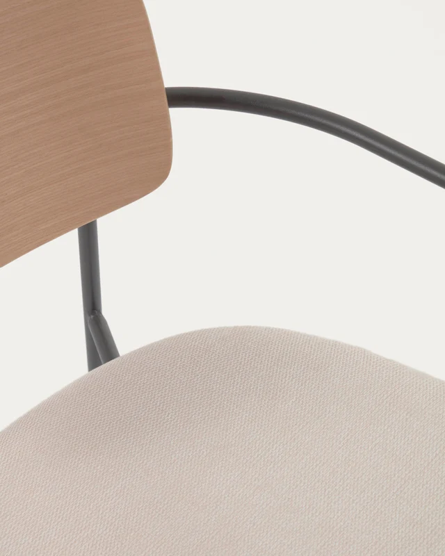 B-Ware Kave Home Stuhl Sessel Maureen Holz Beige Metall Eichenfurnier Naturausführung