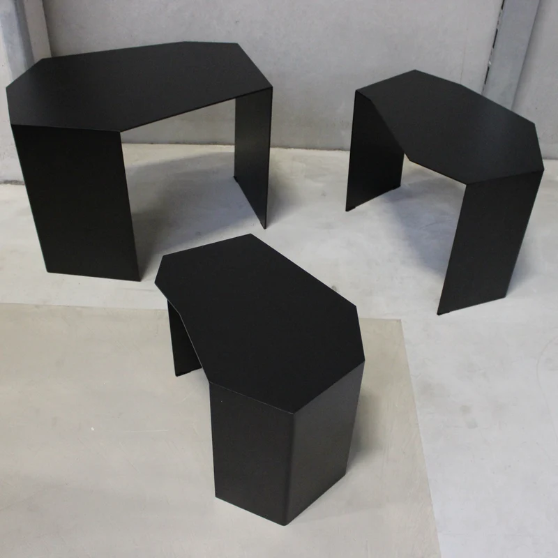 B-Ware Ferm Living Satztisch Set Beistelltisch Shard Cluster schwarz 3er Set Tisch