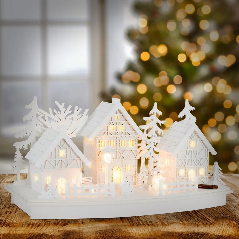 Leuchtendes Weihnachtsdorf Weiß mit warmweißer Lichterkette aus Holz Modell B
