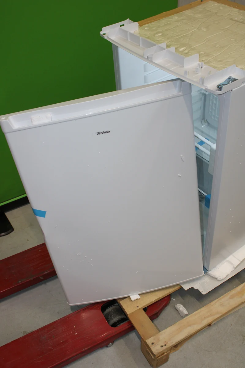 Trisa 7809.7012 Kühlschrank Kühlgerät EEK D 126 l Standgerät SIEHE TEXT/FOTO