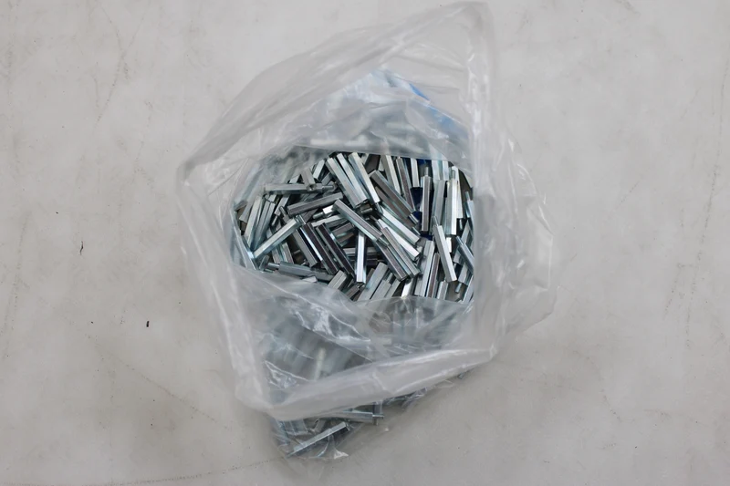 15x B-Ware PB Fastener S45530X30 Abstandsbolzen Abstandshalter 30mm Stahl zink 150 STÜCK