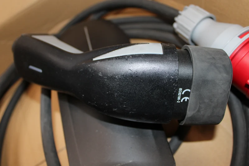 B-Ware Wissenergy Mobile Ladestation Typ 2 Mode 2 16A 11kW IP66 grau 6m Kabel Länge