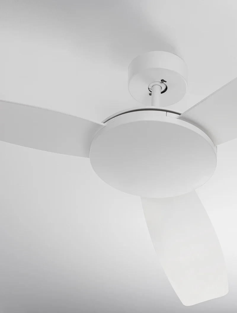 B-Ware Nova Luce Deckenventilator Lüfter BLAIRE Weiß 132cm AC Motor SIEHE TEXT
