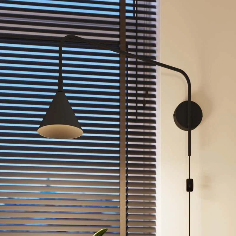 B-Ware SOLLUX Wandleuchte Wandlampe LYS schwarz Metall Stecker Skandinavisches Design