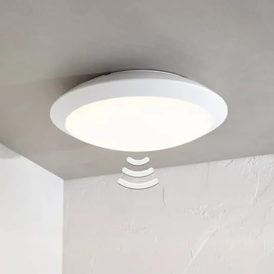 B-Ware Lampenwelt LED-Außendeckenlampe Außendeckenleuchte Naira m. Sensor weiß