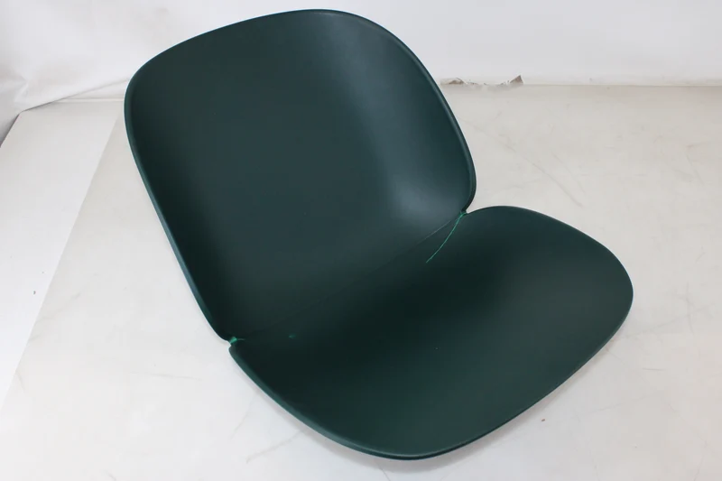 GUBI Beetle Stuhl Sitzmöbel Esszimmerstuhl Chair Sitz Dunkelgrün SIEHE TEXT/FOTO