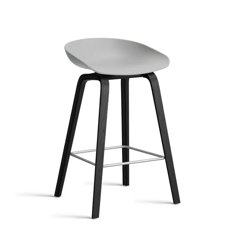 B-Ware HAY About A Stool AAS 32 Hocker Barhocker schwarz / Betongrau Sitzhöhe 65 cm