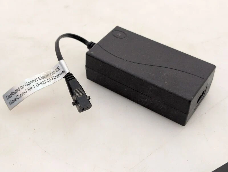 D-Ware SpeaKa Professional TV-Standfuß Halterung elektrisch motorisiert 94-165cm